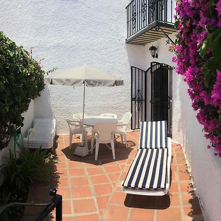Pinos 20 Menyber Villa Nerja Exterior photo