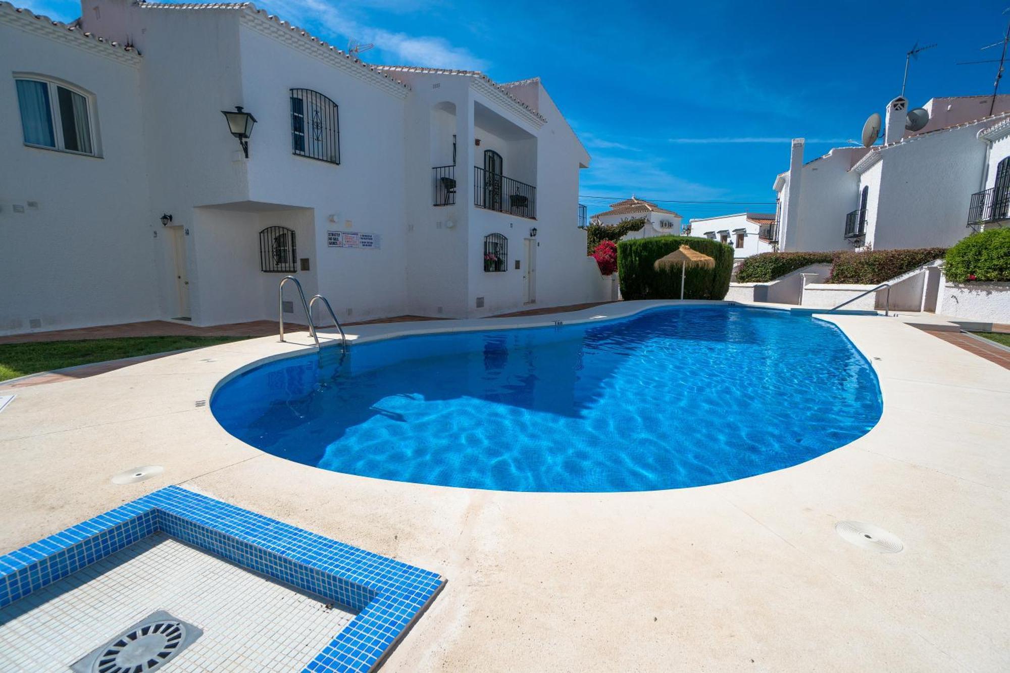 Pinos 20 Menyber Villa Nerja Exterior photo