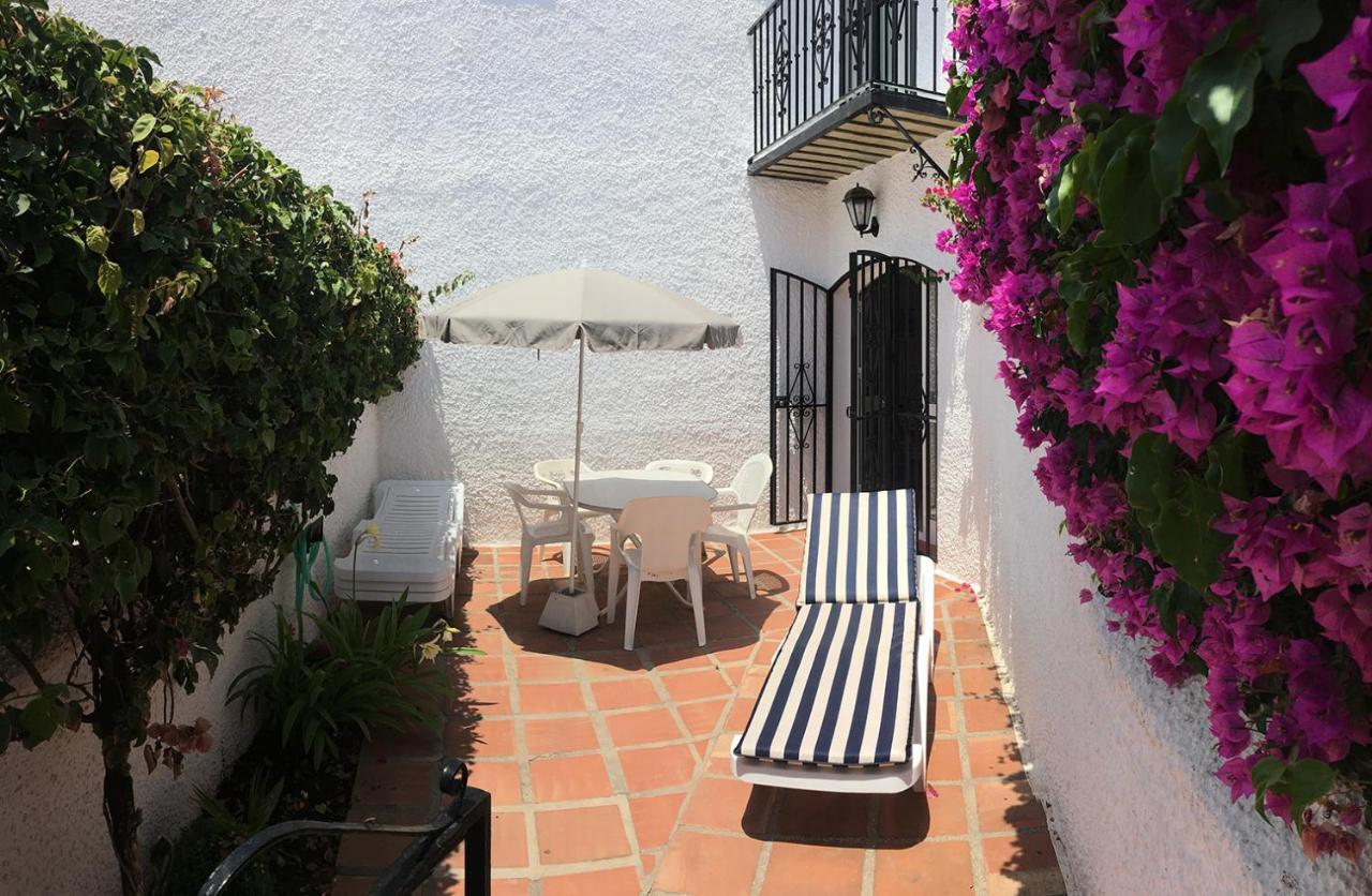 Pinos 20 Menyber Villa Nerja Exterior photo